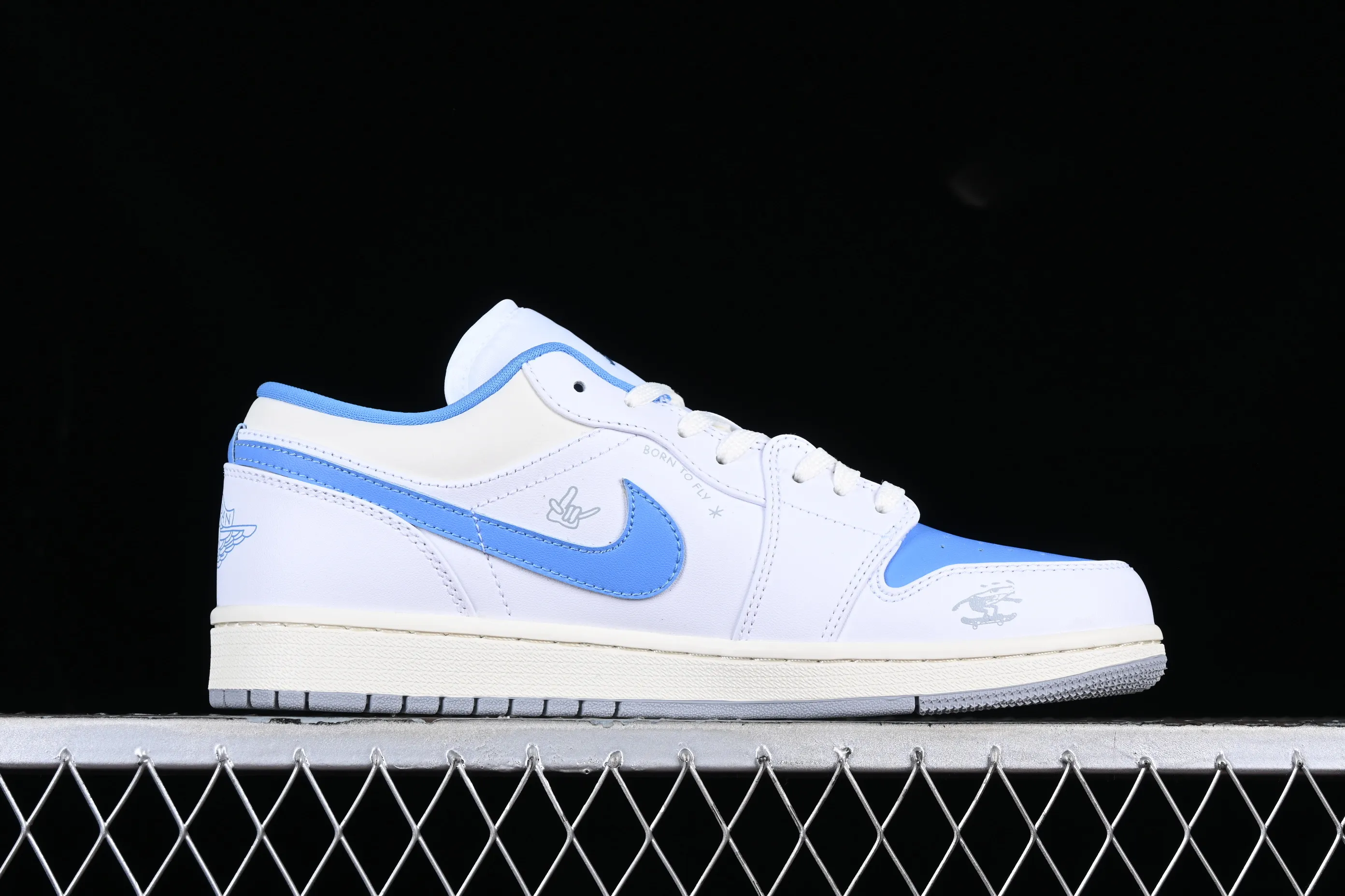 All categories Air Jordan Jordan series basketball shoes Air Jordan 1 Low Air Jordan 1 Low "Born To Fly" AJ1 Joe 1 blue and white flame FJ7219-441